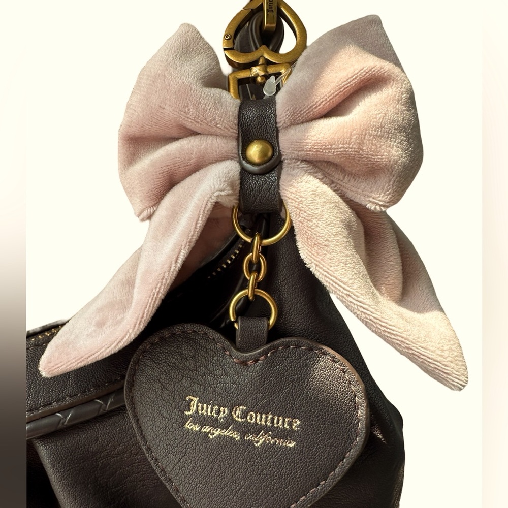 NWT Juicy Couture Exclusive Chocolate Romance Hobo Shoulder Bag with Pink Bow - Picture 5 of 9